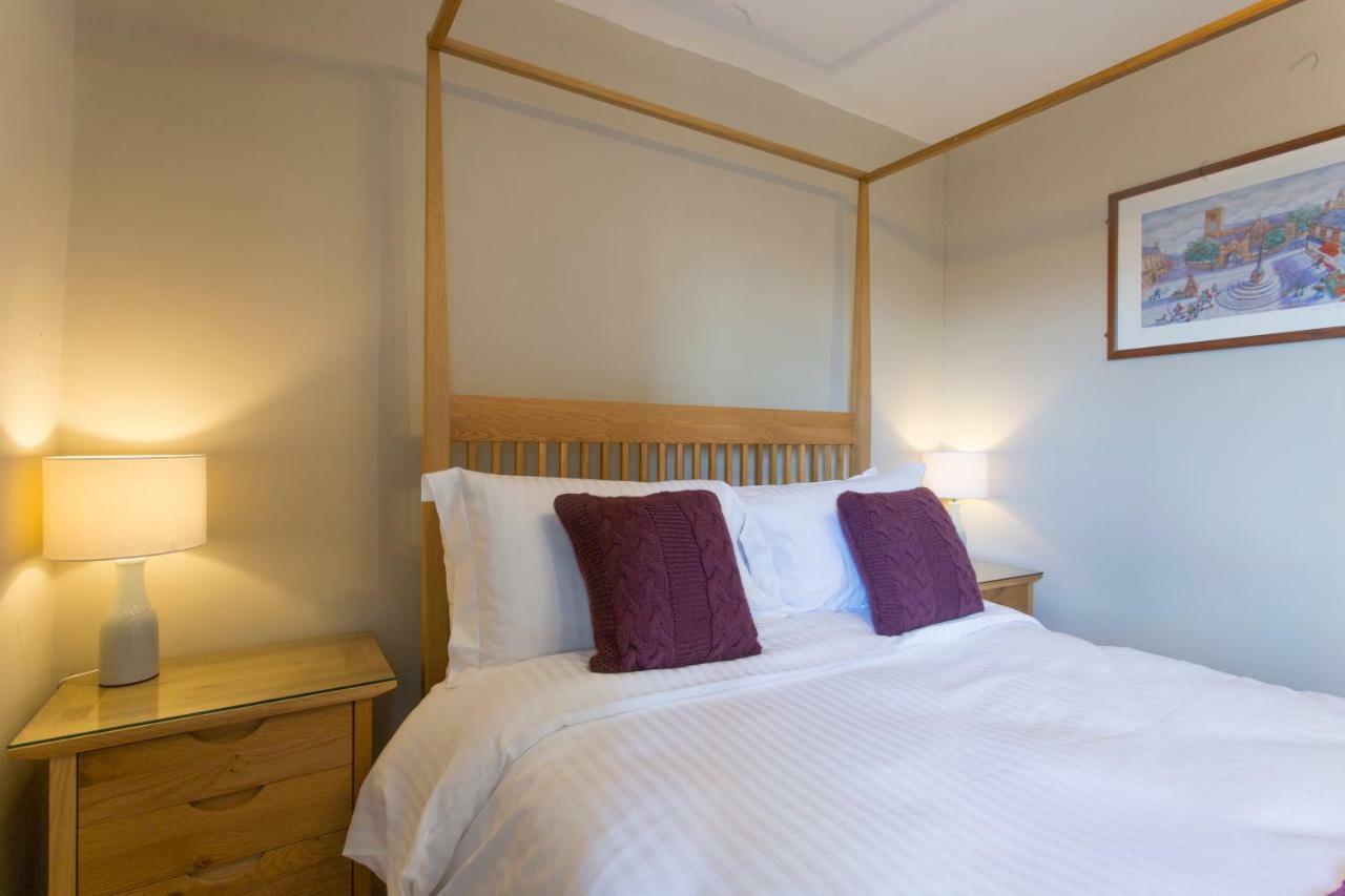 The Wheatsheaf Hotel คอร์บริดจ์ ภายนอก รูปภาพ